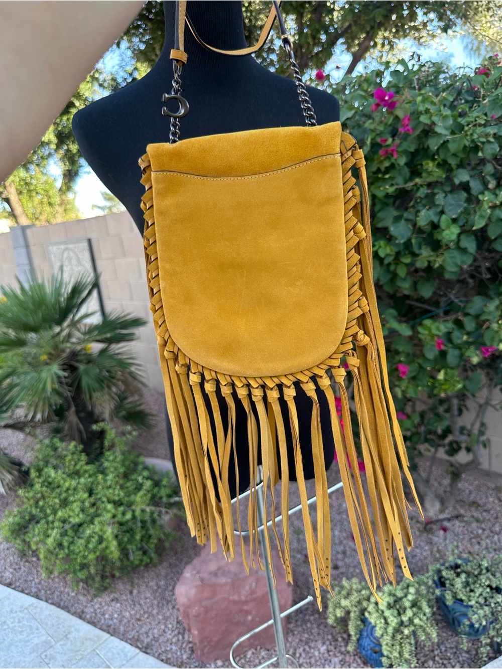 Gorgeous mustard fringe 1941 coach purse - Picture 8 of 11